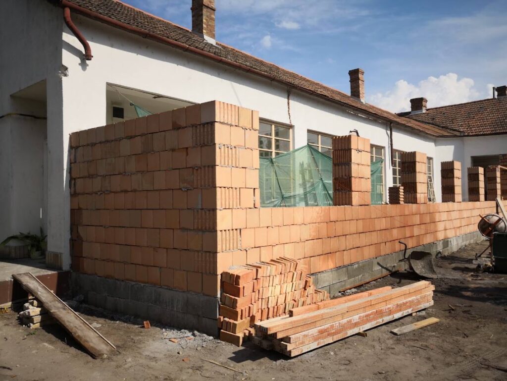 kistelek könyvtár bővítés előtte 3